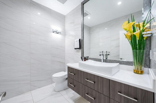 2374 35Th Avenue W, Vancouver, BC 