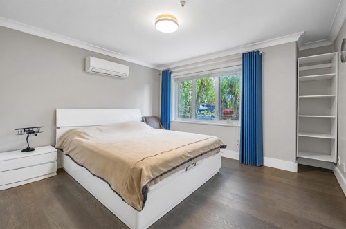 2374 35Th Avenue W, Vancouver, BC 