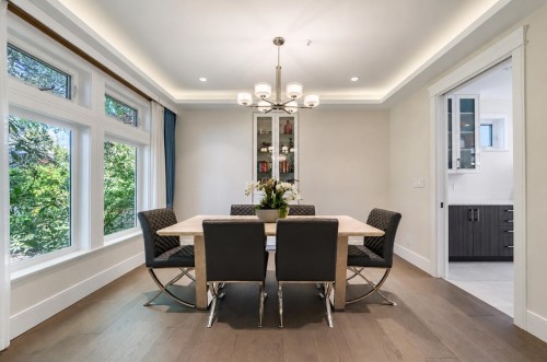 2374 35Th Avenue W, Vancouver, BC 