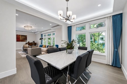2374 35Th Avenue W, Vancouver, BC 