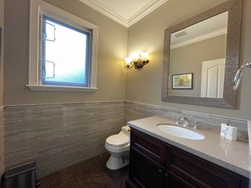 1120 58Th Avenue W, Vancouver, BC 