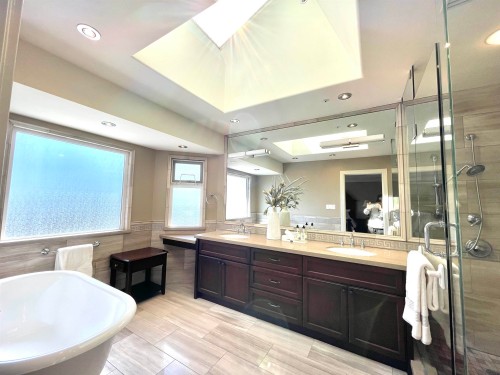 1120 58Th Avenue W, Vancouver, BC 