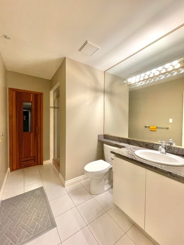 1120 58Th Avenue W, Vancouver, BC 