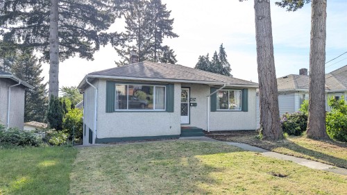 454 Wilson Street  New Westminster, BC V3L 3R8