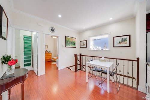 1023 8Th Avenue E, Vancouver, BC 