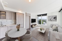 901-455 Marine Drive SW Vancouver, BC V5X 0H3