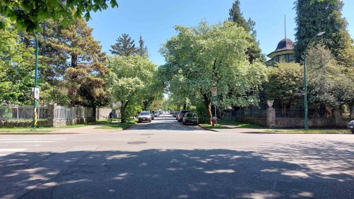 1951 Napier Street, Vancouver, BC 