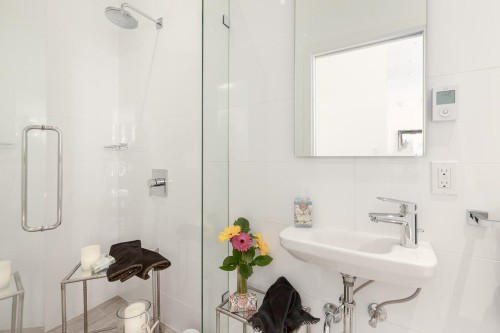 1527 Atlas Lane, Vancouver, BC 