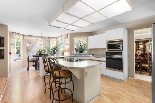 2905 Cliffrose Crescent, Coquitlam, BC 