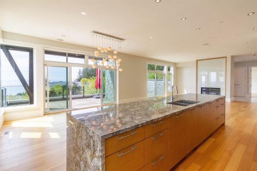 2948 Burfield Place, West Vancouver, BC 