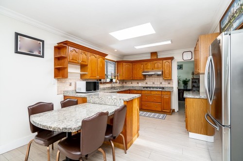 1650 Rochester Avenue, Coquitlam, BC 