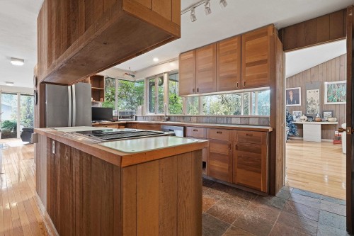 792 54Th Avenue W, Vancouver, BC 