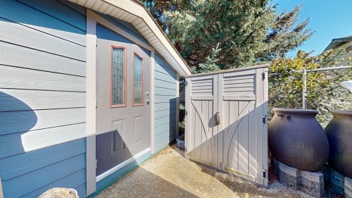6166 Norwest Bay Road, Sechelt, BC - Outdoor With Exterior
