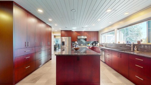 6166 Norwest Bay Road, Sechelt, BC - Indoor Photo Showing Kitchen With Double Sink
