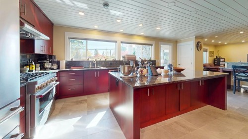 6166 Norwest Bay Road, Sechelt, BC - Indoor Photo Showing Kitchen With Double Sink