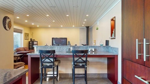 6166 Norwest Bay Road, Sechelt, BC - Indoor