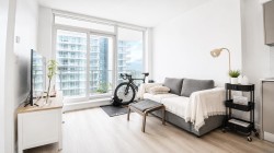 3211-3833 Evergreen Place  Burnaby, BC V3J 0M2