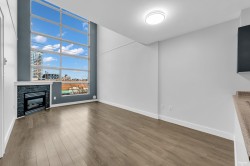 319-418 Broadway E Vancouver, BC V5T 1X2