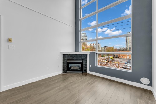 319-418 Broadway E, Vancouver, BC 