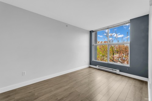 319-418 Broadway E, Vancouver, BC 