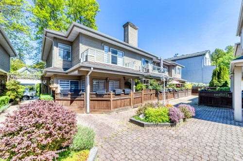 6-815 Tobruck Avenue  North Vancouver, BC V7P 1V9