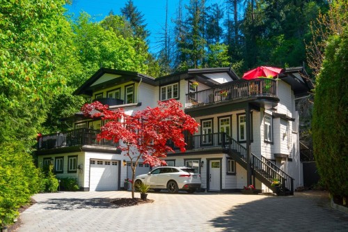 5671 Westport Road, West Vancouver, BC 