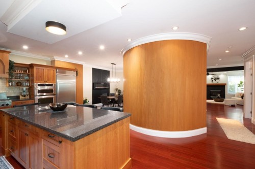 5671 Westport Road, West Vancouver, BC 