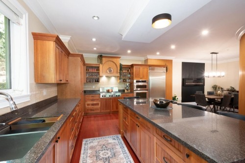 5671 Westport Road, West Vancouver, BC 