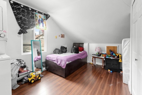 7320 Imperial Street, Burnaby, BC 