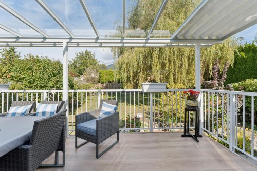 430 Kings Road W, North Vancouver, BC 