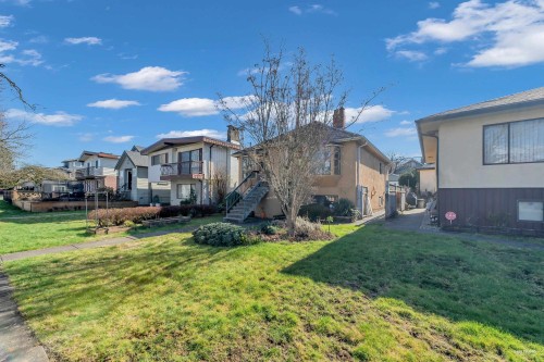 2576 Parker Street, Vancouver, BC 