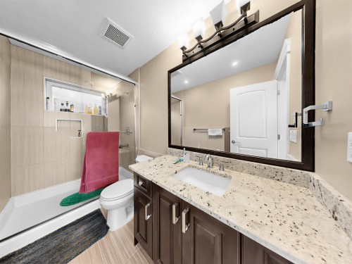 2456 45Th Avenue E, Vancouver, BC 