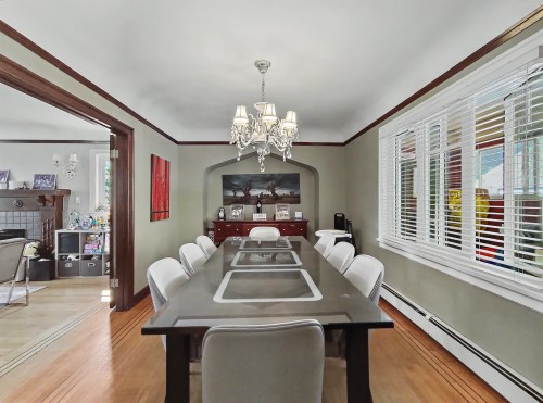 3521 39Th Avenue W, Vancouver, BC 