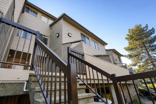 214-8140 Colonial Drive  Richmond, BC V7C 4T7