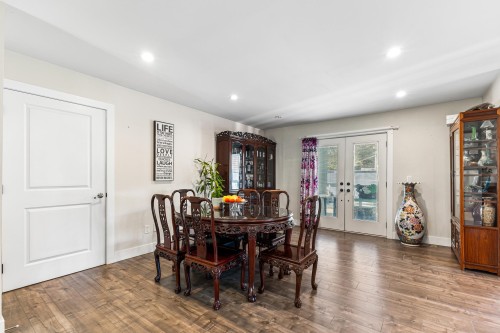7535 Burgess Street, Burnaby, BC 