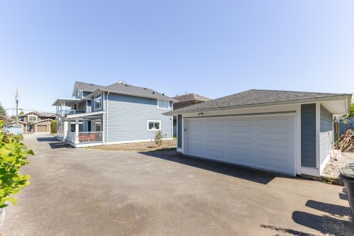 7535 Burgess Street, Burnaby, BC 