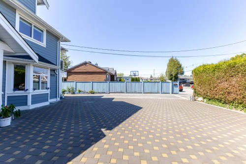 7535 Burgess Street, Burnaby, BC 