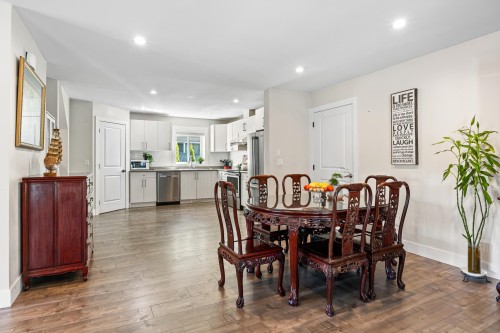 7535 Burgess Street, Burnaby, BC 