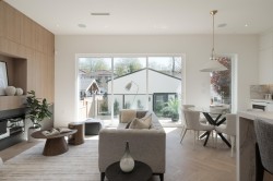 2258 Garden Drive  Vancouver, BC V5N 4X2
