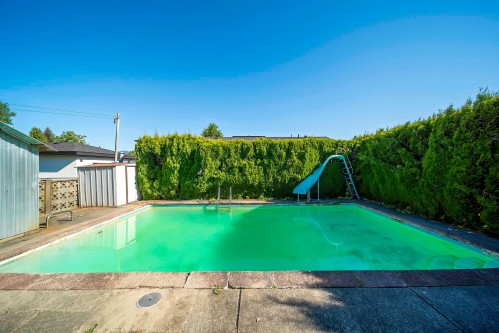 951 Everett Crescent, Burnaby, BC 