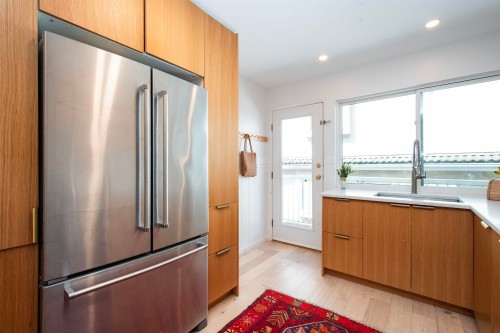 3385 Ontario Street, Vancouver, BC 