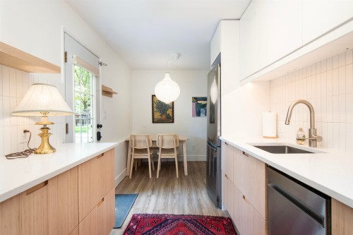 3385 Ontario Street, Vancouver, BC 