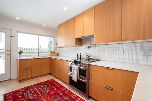 3385 Ontario Street, Vancouver, BC 