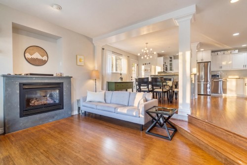 1922 6Th Avenue E, Vancouver, BC 