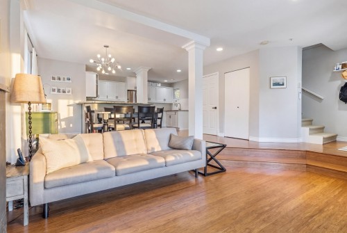 1922 6Th Avenue E, Vancouver, BC 