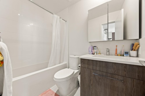 2108-691 North Road, Coquitlam, BC 