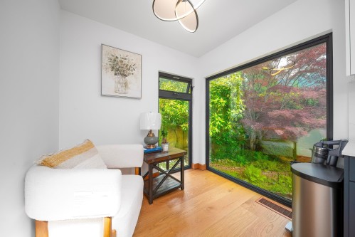 4096 Sunset Boulevard, North Vancouver, BC 