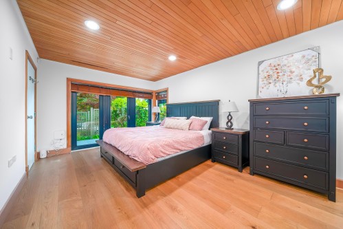 4096 Sunset Boulevard, North Vancouver, BC 