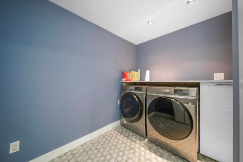 4096 Sunset Boulevard, North Vancouver, BC 
