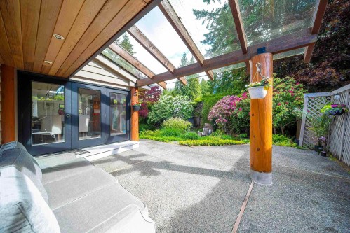 4096 Sunset Boulevard, North Vancouver, BC 
